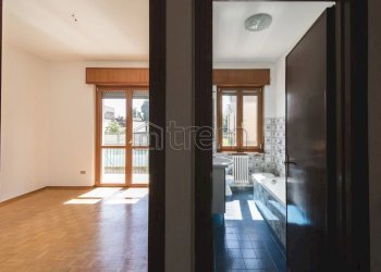 Three-room apartment Via Pace, n, Limbiate - photo 13