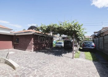 Three-room apartment Via Pace, n, Limbiate - photo 29
