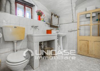 Portion of a house via T. Fuhrmann, 14, Luserna San Giovanni - photo 13