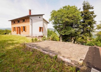 Semi-detached house Palagano - photo 2