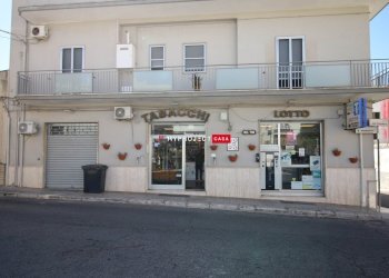 Tobacco shop Via Alessandro Manzoni, Crispiano - photo 1