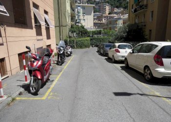 Trilocale Via Sinibaldo Scorza, 3, Genova (zona Castelletto) - foto 32