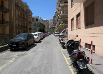 Trilocale Via Sinibaldo Scorza, 3, Genova (zona Castelletto) - foto 33