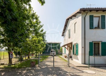 Porzione di casa Castel Guelfo di Bologna - foto 1