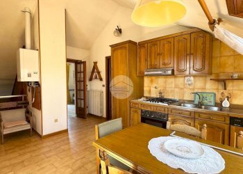 Four-room apartment Via Ariosto, Settimo Torinese - photo 12