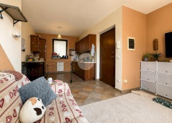 Three-room apartment Via angelo ricca, Bollengo - photo 2