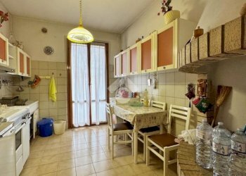 Portion of a house Via Zambonini, Montelabbate - photo 5