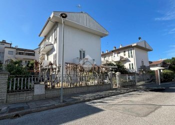Villa a Schiera Via primo montanari, Gatteo - foto 1