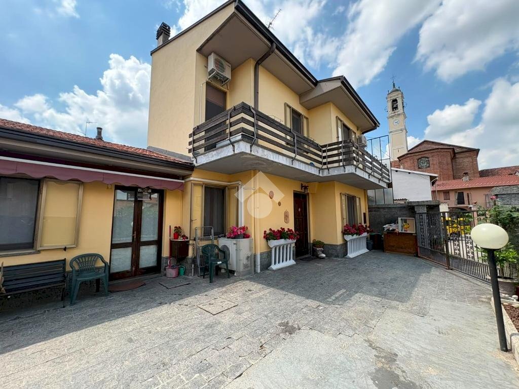 Casa indipendente Via San Bartolomeo, Cassolnovo - foto 1