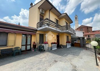 Casa indipendente Via San Bartolomeo, Cassolnovo - foto 1
