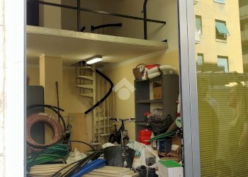 Negozio via federico donaver, Genova (zona San Fruttuoso) - foto 2