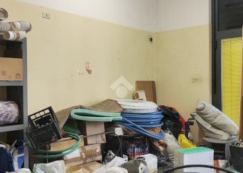 Negozio via federico donaver, Genova (zona San Fruttuoso) - foto 5