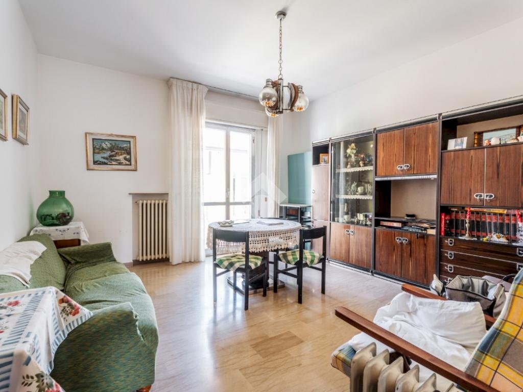Three-room apartment Via Ermete Novelli, Rimini - photo 1