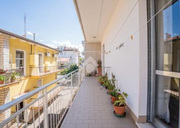 Three-room apartment Via Ermete Novelli, Rimini - photo 3