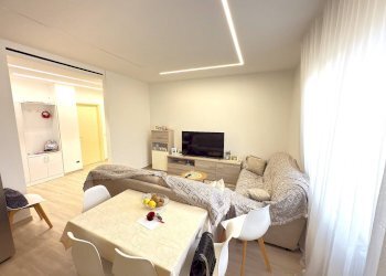 Foto 5 - Four-room apartment Via San Giovanni Bosco
 
5, Vimercate - photo 5