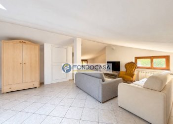 Salotto - Semi-detached house Via Pardini, Montignoso - photo 7