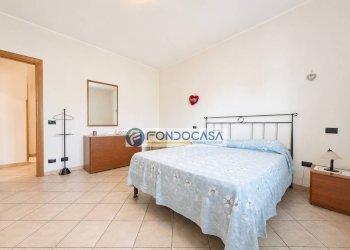 Camera da letto - Semi-detached house Via Pardini, Montignoso - photo 18