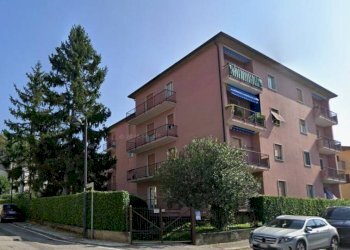 Foto 1 - Trilocale VIA MATTEOTTI
 
1, Calolziocorte - foto 1