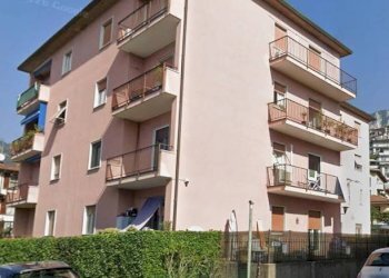 Foto 2 - Trilocale VIA MATTEOTTI
 
1, Calolziocorte - foto 2