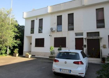 Facciata - Villa a Schiera Statte - foto 4
