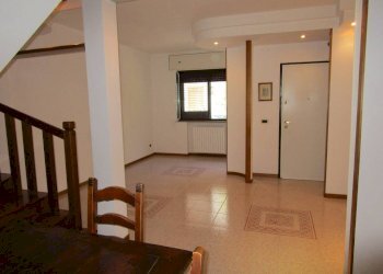 Soggiorno - Villa a Schiera Statte - foto 5