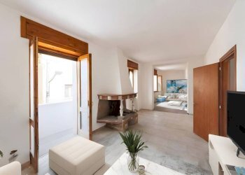 Salone - Four-room apartment via Enrico Toti, Alliste - photo 35