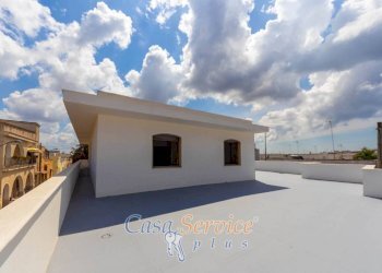 Terrazzo - Four-room apartment via Enrico Toti, Alliste - photo 12
