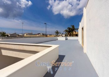 Terrazzo - Four-room apartment via Enrico Toti, Alliste - photo 15