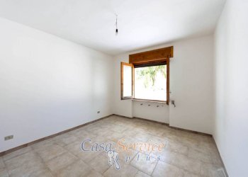 Camera da letto - Four-room apartment via Enrico Toti, Alliste - photo 21