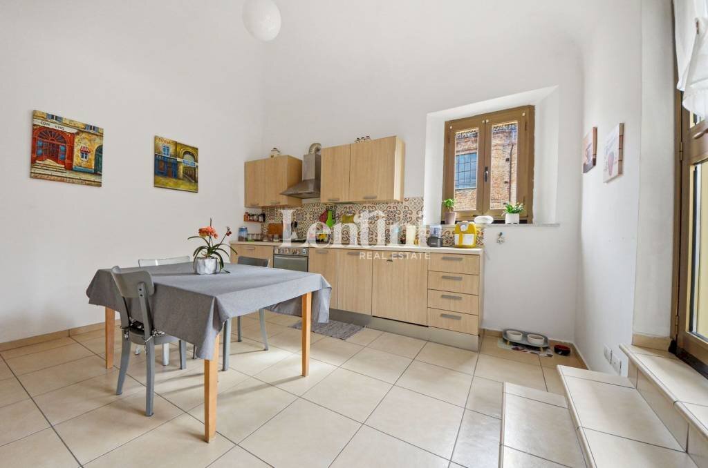Cucina - Appartamento via Stefano Guazzo, Casale Monferrato - foto 3