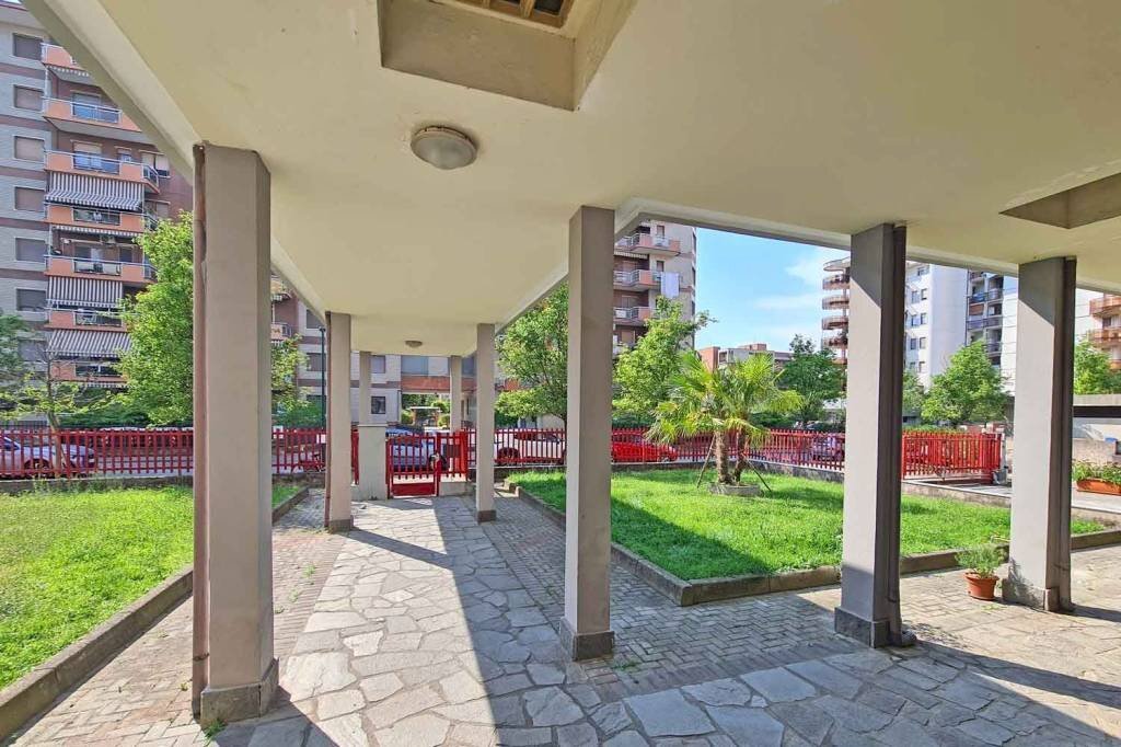 Cortile interno - Appartamento via Papa Giovanni XXIII, Casale Monferrato - foto 3