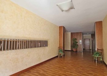 Interno palazzo - Appartamento via Papa Giovanni XXIII, Casale Monferrato - foto 6