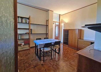 Sala da pranzo - Appartamento via Papa Giovanni XXIII, Casale Monferrato - foto 15