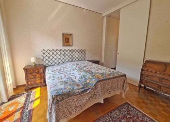 Camera da letto - Appartamento via Papa Giovanni XXIII, Casale Monferrato - foto 22
