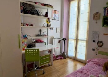 Camera da letto - Four-room apartment via Urbano Rattazzi, 42, Alessandria - photo 28