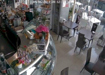 Interno non residenziale - Bar Tavola Calda - Fredda largo delle Coffe, 2, Savona (zona Centro storico) - foto 5