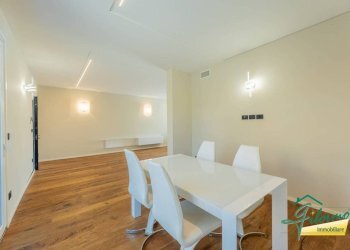 Salone - Villa viale delle Acacie, Vinovo - foto 4