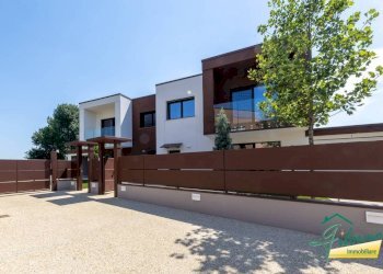 Facciata - Villa viale delle Acacie, Vinovo - foto 42