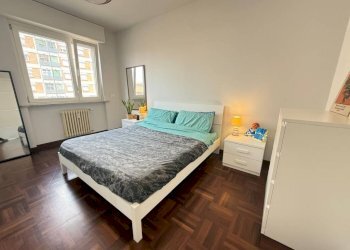Camera da letto - Bilocale via Michelangelo Buonarroti, 53, Grugliasco - foto 11