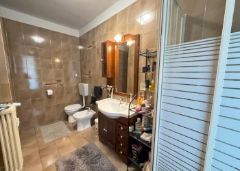 Bagno - Bilocale via Michelangelo Buonarroti, 53, Grugliasco - foto 15