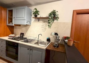 Cucina - Trilocale piazza di San Marcellino, Genova (zona Centro Storico) - foto 11