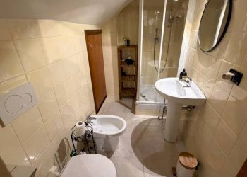 Bagno - Trilocale piazza di San Marcellino, Genova (zona Centro Storico) - foto 18
