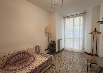Camera da letto - Trilocale piazza di San Marcellino, Genova (zona Centro Storico) - foto 21