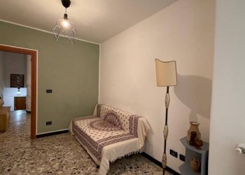 Camera da letto - Trilocale piazza di San Marcellino, Genova (zona Centro Storico) - foto 22