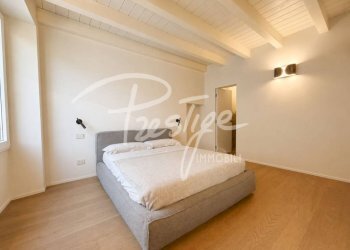 Camera da letto - Apartment corso Camillo Benso di Cavour, La Spezia (neighborhood Centro Storico) - photo 10