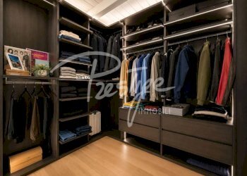 Cabina armadio - Apartment corso Camillo Benso di Cavour, La Spezia (neighborhood Centro Storico) - photo 11