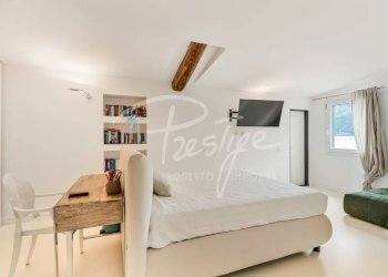 Camera da letto - Appartamento via di Monale, La Spezia - foto 34