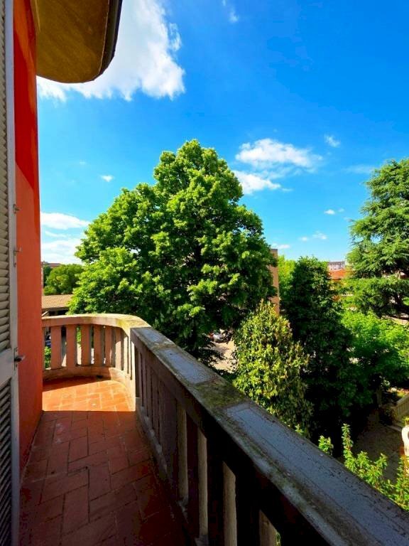 Balcone - Attic via Luigi e Salvatore Marchesi, SN, Parma (neighborhood Pablo) - photo 1