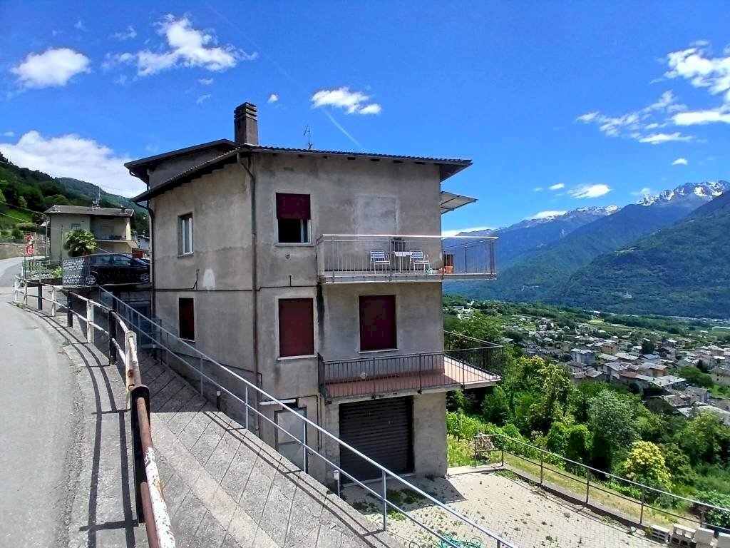 Facciata - Appartamento via Piedo, 2, Tresivio - foto 1