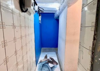 Interno palazzo - Negozio via Sestri, 124r, Genova (zona Sestri Ponente) - foto 8